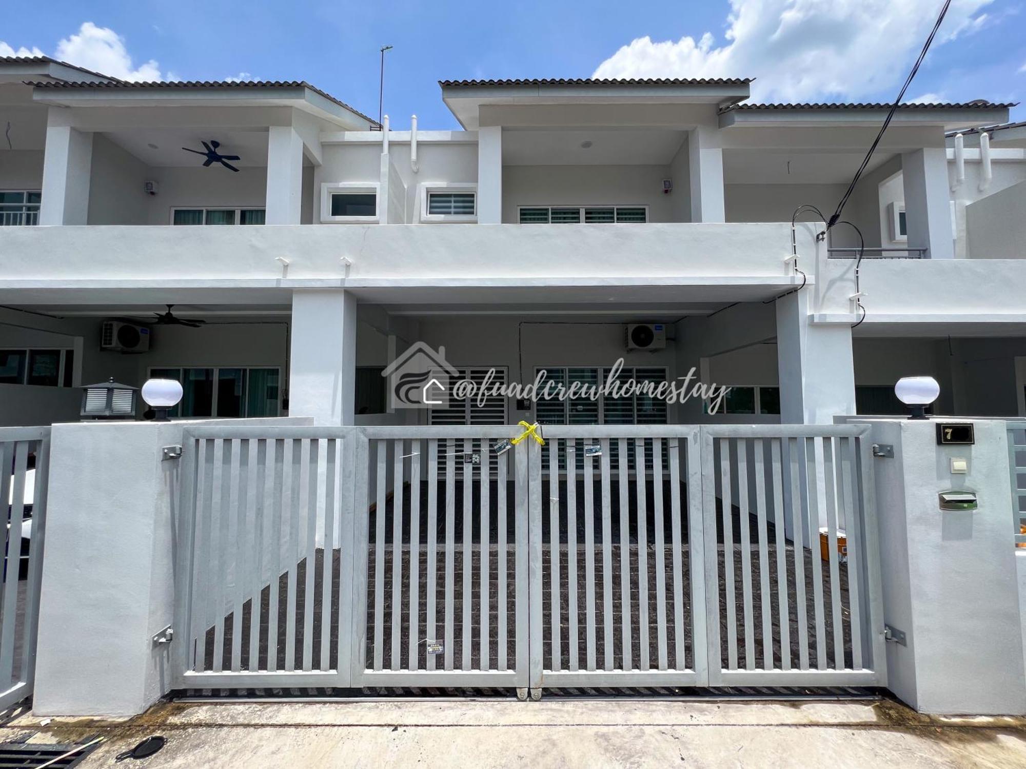 Jitra 4-Bedroom Home 10 Pax Wifi Netflix エクステリア 写真